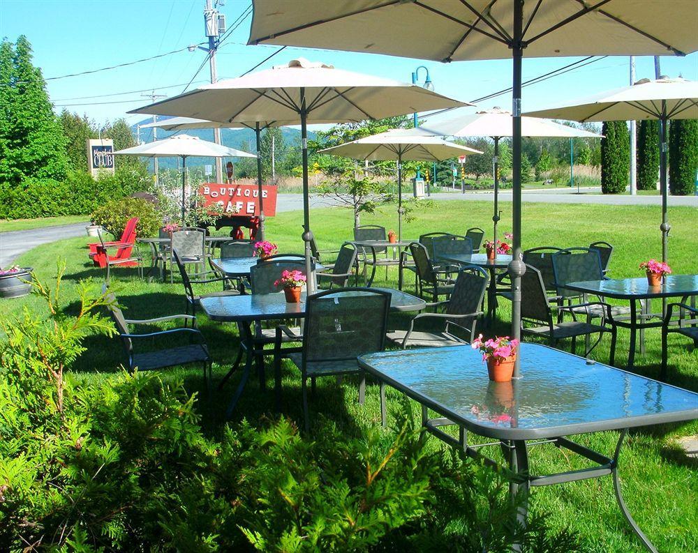 Motel Fleur De Lys Magog Екстер'єр фото